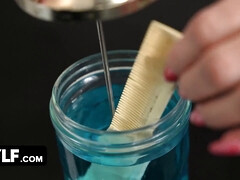 Melody Mynx, the naughty MILF barber, gives her client a boner & gives a blowjob in blindfolded frenzy