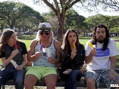 Amerikanisch, Grosser schwanz, Grosse titten, Braunhaarige, Hd, Orgasmus, Muschi, Flotter dreier