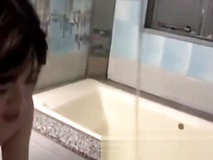 アジア人, 手コキする, 日本人, マッサージ, 三人