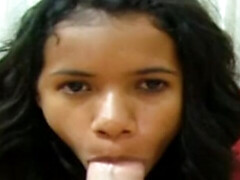 18 jaar, Aziatisch, Grote lul, Grote mammen, Pijpbeurt, Bruinharig, Slikken, Tiener