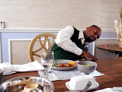 Leie, Amerikanisch, Schwarz, Betrug, Hardcore, Weibliche ejakulation, Tätowierung, Titten