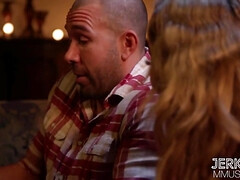 Blonde, Sucer une bite, Tir de sperme, Gorge profonde, Faciale, Branlette thaïlandaise, Hard, Adolescente