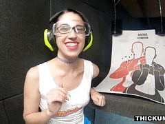 Culo, Culo grande, Morena, Hd, Tetas naturales, Al aire libre, Cabello corto, Adolescente