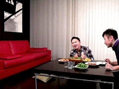 Leie, Asiatisch, Tussi, Grosse titten, Vollbusig, Fett, Japanische massage, Flotter dreier