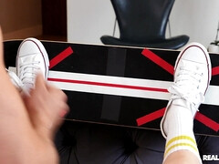 Stellung 69, Leie, Blasen, Aufs gesicht abspritzen, Würgen, Piercing, Socken, Titten