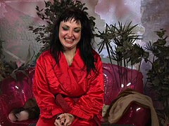 Sadomasochismus, Grosser schwanz, Fesselspiele, Viele männer bespritzen eine frau, Fetisch, Gruppensex, Verführt, Schlampe