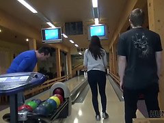 18 jaar, Pijpbeurt, Bruinharig, Genootschap, Man die toekijkt, Tsjechisch, Likken, Realiteit