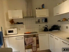 Leie, Grosse titten, Blasen, Spermaladung, Gruppensex, Hardcore, Selbstgemacht, Strümpfe