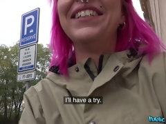 Amateur, Culo, Europeo, Corridas faciales, Jeans, Tetas naturales, Público, Tetas