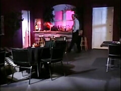 Grosse titten, Blasen, Braunhaarige, Schwanz, Europäisch, Aufs gesicht abspritzen, Büro, Vintage