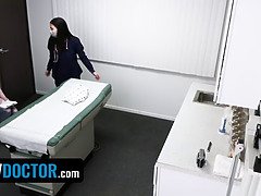 Blasen, Spermaladung, Kehlenfick, Arzt, Hundestellung, Handjob, Rotschopf, Schreiend