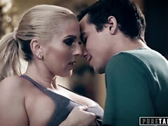 アナル, デカパイ, 捕まる, 浮気者, ハードコア, 淫乱熟女, 義母, 三人