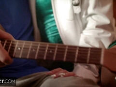 Анальный секс, Жопа, Минет, Брюнетки, Семяизвержение, Крошечные, Порнозвезда, Наездница