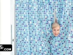 Grosser arsch, Grosser schwanz, Blasen, Spermaladung, Milf, Realität, Rasiert, Dusche