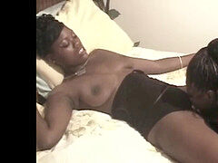 Grote kont, Zwart, Lesbisch, Voorbinddildo