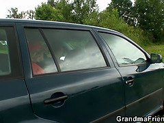 Schönheit, Blondine, Blasen, Geile alte tussi, Milf, Mutti, Stiefmutter, Flotter dreier