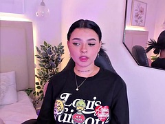 Latina, Solo