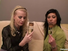 Blondine, Nahrung, Lecken, Milf, Pornostars, Muschi, Rasiert, Dürr