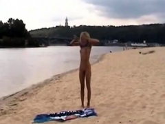 Amateur, Plage, Brunette brune, Réalité, Adolescente, Voyeur