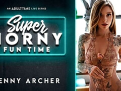 Blond, Gapende, Masturbatie, Moeder die ik wil neuken, Geschoren, Alleen, Tatoeage, Webcamera