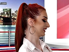 18 jaar, Enthousiasteling, Pijpbeurt, Brits, Dominante vrouw, Fetisj, Kousen, Webcamera