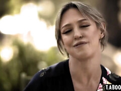 Grote mammen, Blond, Pijpbeurt, Lesbisch, Likken, Moeder die ik wil neuken, Kut duiken, Trio