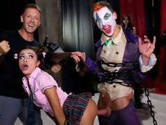 Анальный секс, Жопа, Минет, Группа, Секс без цензуры, Поцелуи, Милф, Тату