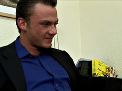 Большие сиськи, Семяизвержение