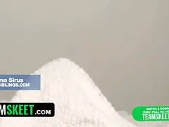 18 ans, Américain, Homme nu et filles habillées, Compilation, Hd