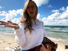 Bikini, Mamada, Corridas, Pies, Fetiche, Gafas, Al aire libre, Público