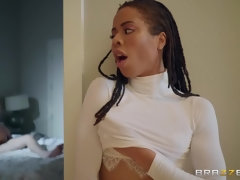 Grosse bite, Plantureuse, Hard, Fille latino, Chatte, Maigrichonne, Adolescente, Nénés