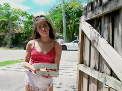 Enthousiasteling, Pijpbeurt, Bruinharig, Sperma shot, Hondjeshouding, Hardcore, Geschoren, Slikken