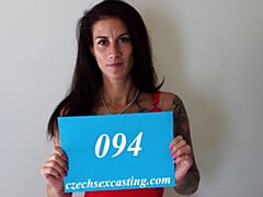 18 jaar, Grote lul, Pijpbeurt, Bruinharig, Hondjeshouding, Natuurlijke tieten, Mager, Tieten likken