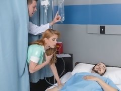 In den arsch, Grosse titten, Fetisch, Handjob, Milf, Krankenschwester, Strümpfe, Uniform