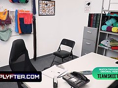 Grote lul, Dominatie, Hd, Roodharige vrouw, Schreeuwen, Mager, Tiener, Tieten likken