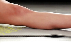 Blond, Rondborstig, Sperma shot, Schattig, Diep in de keel, Hondjeshouding, Tepels, Tieten likken