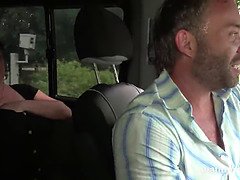 Wohlbeleibte schöne frauen, Grosse titten, Blasen, Auto, Handjob, Hd, Riesig, Titten