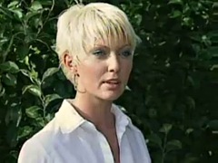 Gevangen, Lesbisch, Orgie, Roken