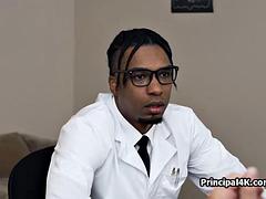 黒人, フェラチオ, 黒人, 人妻の, オフィス, 馬乗り, 三人, オッパイの