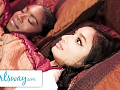 69 negenenzestig, Grote kont, Zwart, Bruinharig, Hardcore, Lesbisch, Realiteit, Tieten likken