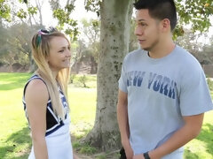 Rubia, Mamada, Corridas, Estilo perrito, Hd, Tetas naturales, Afeitado, Adolescente