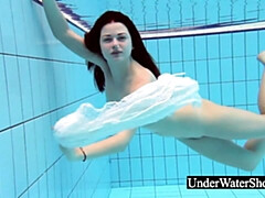 18 jaar, Bruinharig, Hd, Nudist, Biljart, Openbaar, Tieten likken, Onderwater