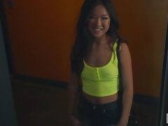 Arsch, Blasen, Braunhaarige, Handjob, Hardcore, Rasiert, Jungendliche (18+), Titten