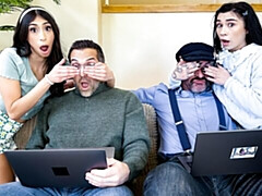 18 летние, Большая жопа, Минет, Собачьи, Вчетвером, Натуральные сиськи, Молоденькие, Сиськи