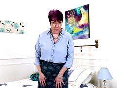 Britisch, Dildo, Fingern, Hd, Masturbation, Reif, Mutti, Strumpfhose