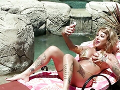 18 летние, Большой член, Большие сиськи, Минет, Измена, Секс без цензуры, На природе, Молоденькие