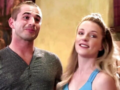 Stellung 69, Grosse titten, Gesichtssitzen, Hd, Lecken, Öl, Dusche, Flotter dreier