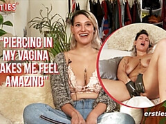 デカパイ, 女, 指いじり, ドイツ人, ゴム, オナニー, 乳首, 一人
