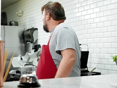 Жопа, Из жопы в рот, Ванна, Большие сиськи, Член, Лизание, Пирсинг, Киски