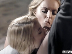 Grosse titten, Blondine, Schwanz, Hd, Milf, Stiefmutter, Jungendliche (18+), Flotter dreier